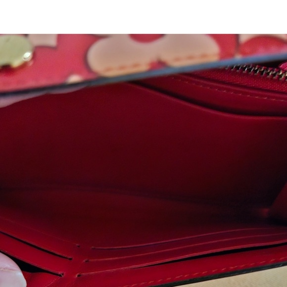 Louis Vuitton Long Wallet - Picture 9 of 13